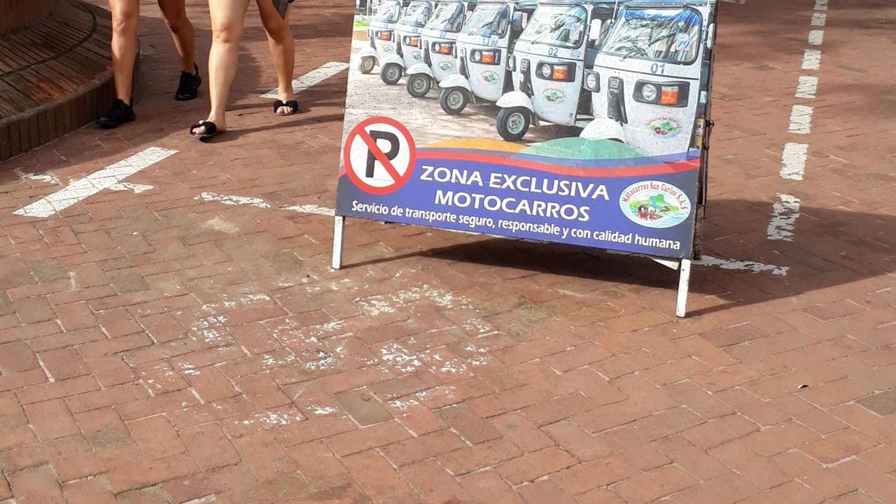 Responsabilidad legal del alcalde frente al transporte mixto en motocarros